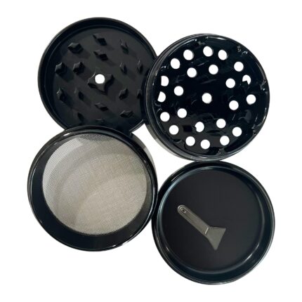 Grass Monkey® Aluminium Grinder – 4-teilig, Ø 6,3 cm – Antihaft-Effekt, Schutzhülle & Sieb – Robuste Mühle mit Schaufel